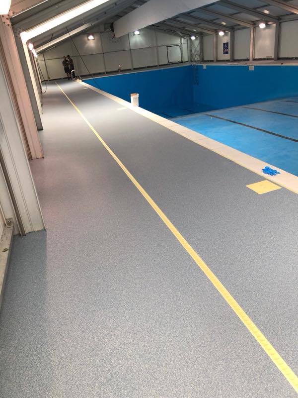 indoor-school-pool-stonex-quartz-screed