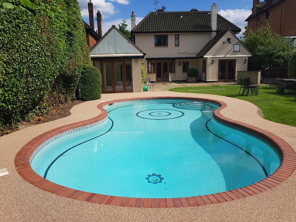 rubberflex-pool-surround-b