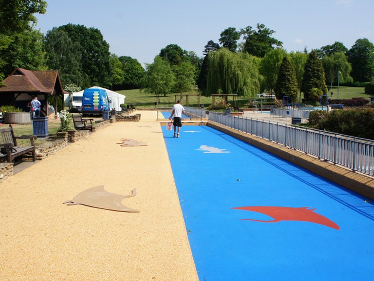 guildford-lido-ultatuff