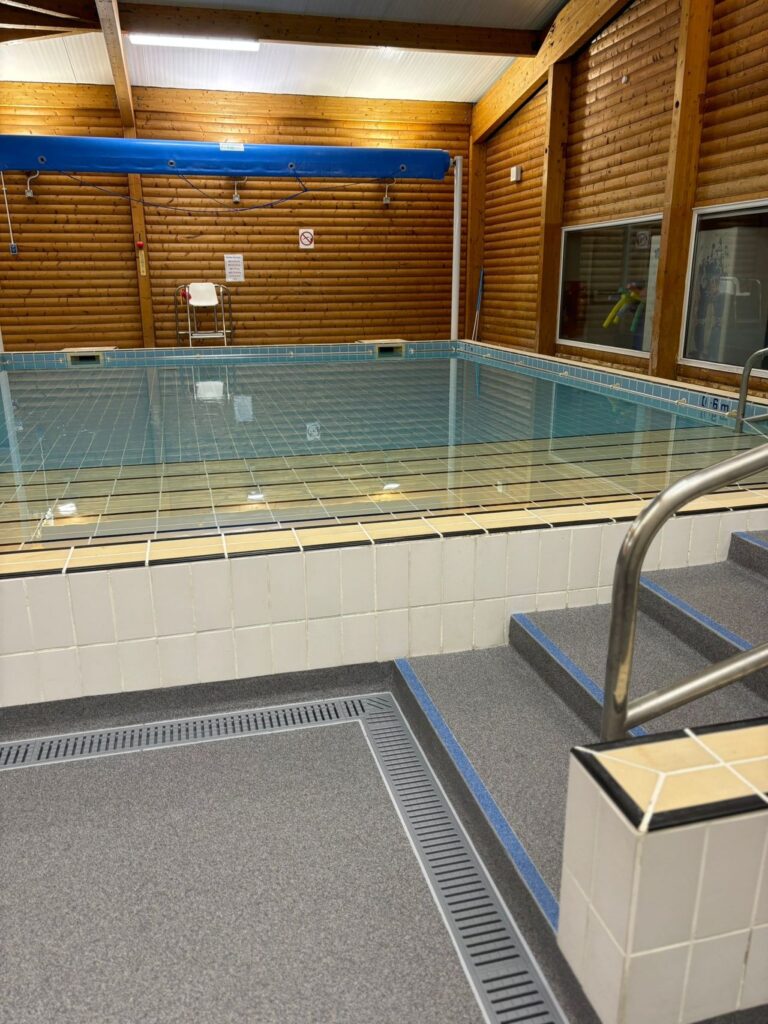 royal-russell-pool-surround-2-1-768x1024